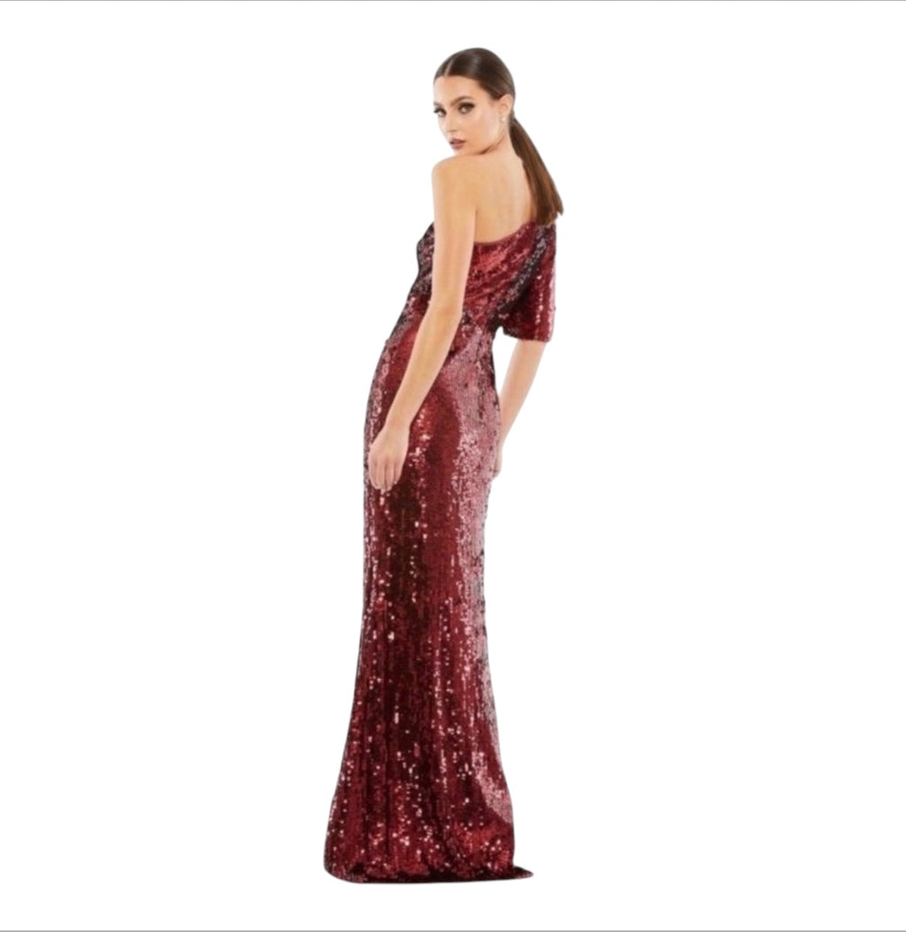 Mac Duggal 93540 Burgundy
Sequin One Shoulder Gown High Slit Size 8