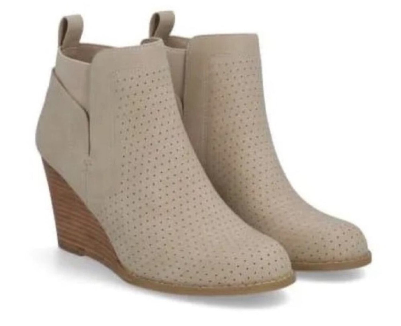 DV by Dolce Vita Vegan Leather Gerdy Ankle Wedge Bootie Beige Sz 8.5 $80