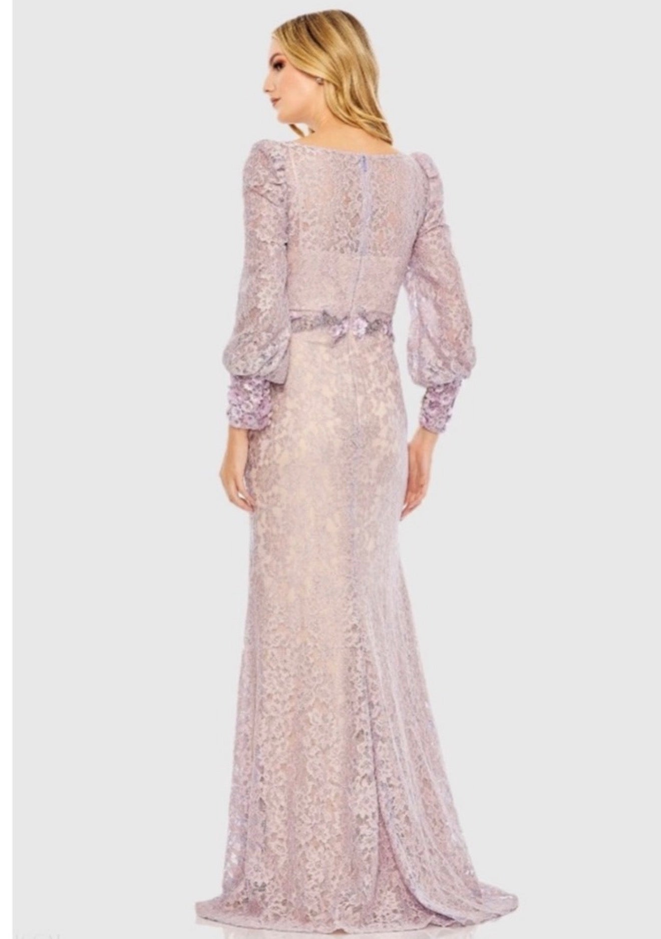 MAC DUGGAL 79397 Vintage Lilac
Lace Long Sleeve V Neck Embellished Gown Sz 14 $798