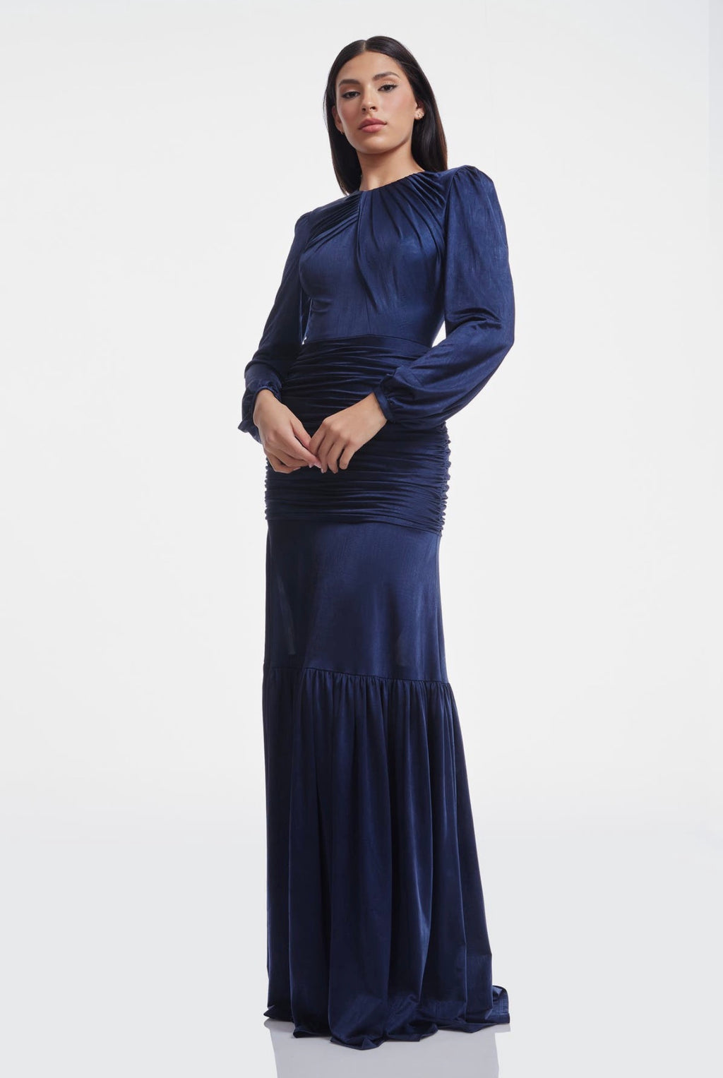 Dress the Population
Lucille Pleated Ruched Long
Sleeve Gown Midnight Blue Small $448