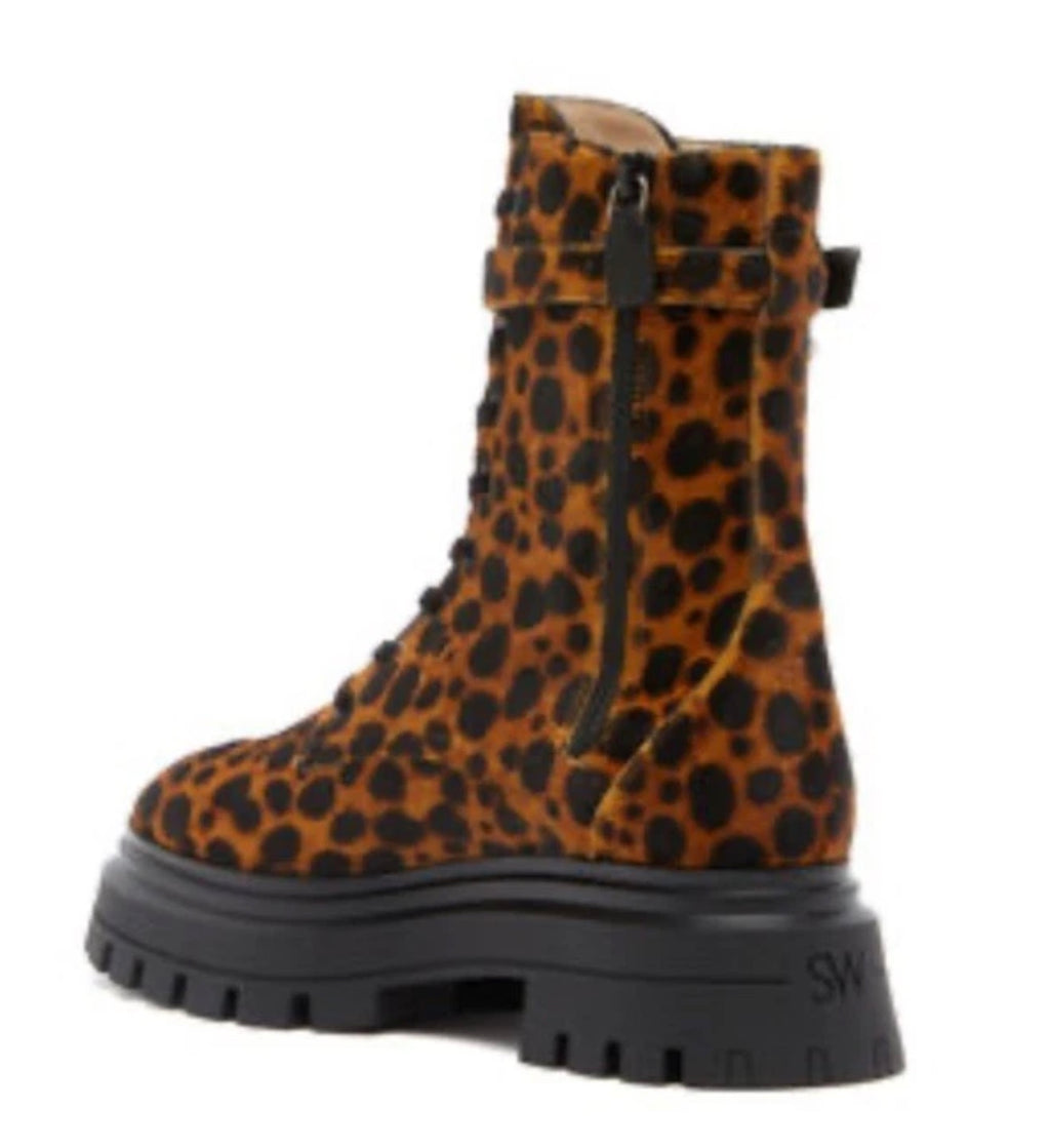 Stuart Weitzman Crystal Nova Bedford Leopard Calf Hair Combat Boots 7 

$895