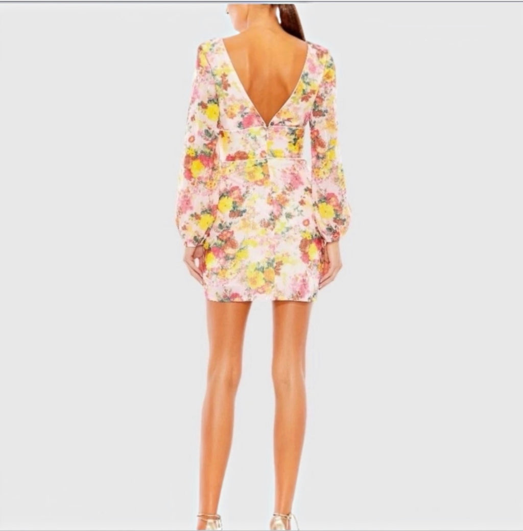 Mac Duggal Ieena Sequin Floral V-Neck Long Sleeve Mini Dress Style 55798 Size 10