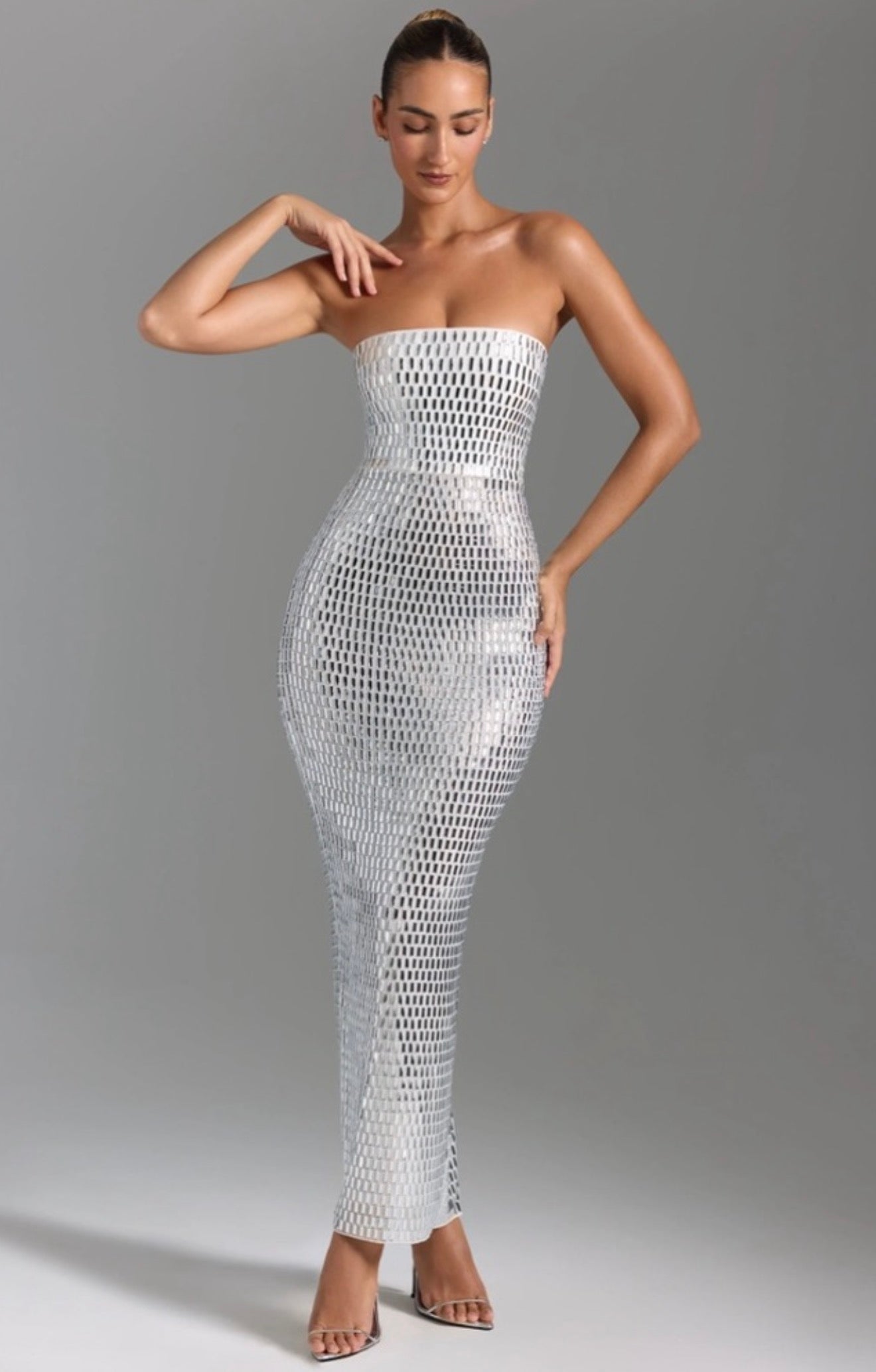 Oh Polly Amaya Embellished Bandeau Maxi Dress
Size US 2 White/Silver Crystal Embellished