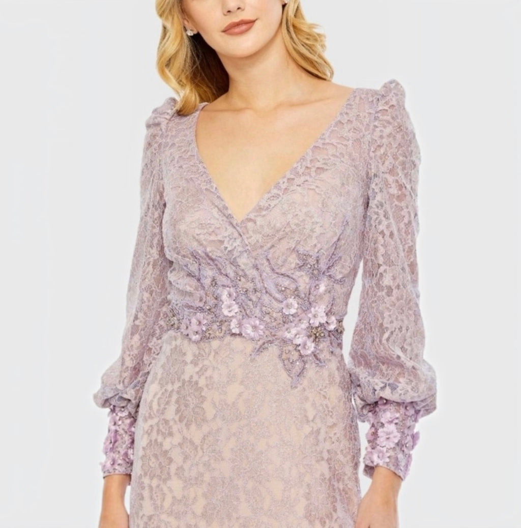 MAC DUGGAL 79397 Vintage Lilac
Lace Long Sleeve V Neck Embellished Gown Sz 14