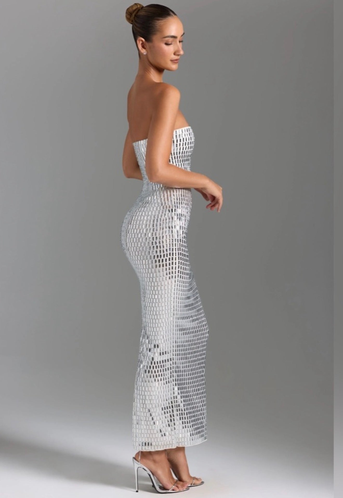 Oh Polly Amaya Embellished Bandeau Maxi Dress
Size US 2 White/Silver Crystal Embellished