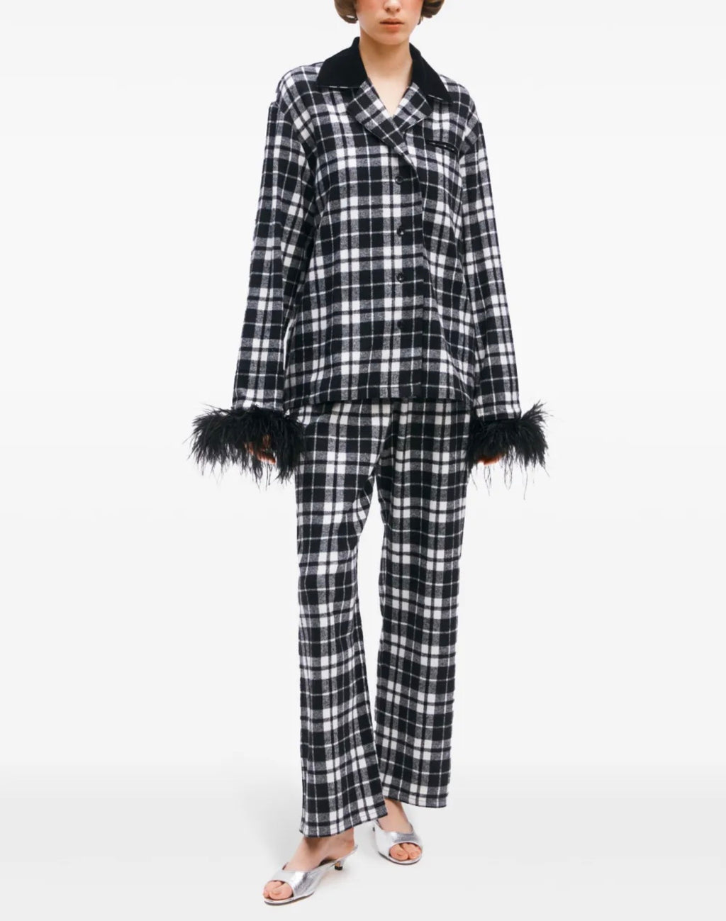 SLEEPER
Checked Flannel Pajama Set Black & White sz Small 
$420