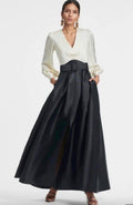 Sachin & Babi Zoe Gown Ivory
Black Mikado Ball Skirt Sz 12 $895