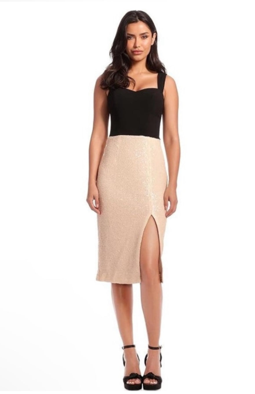 DRESS THE POPULATION
Malise Sequin Midi Dress in Cream and Black Size Large $218