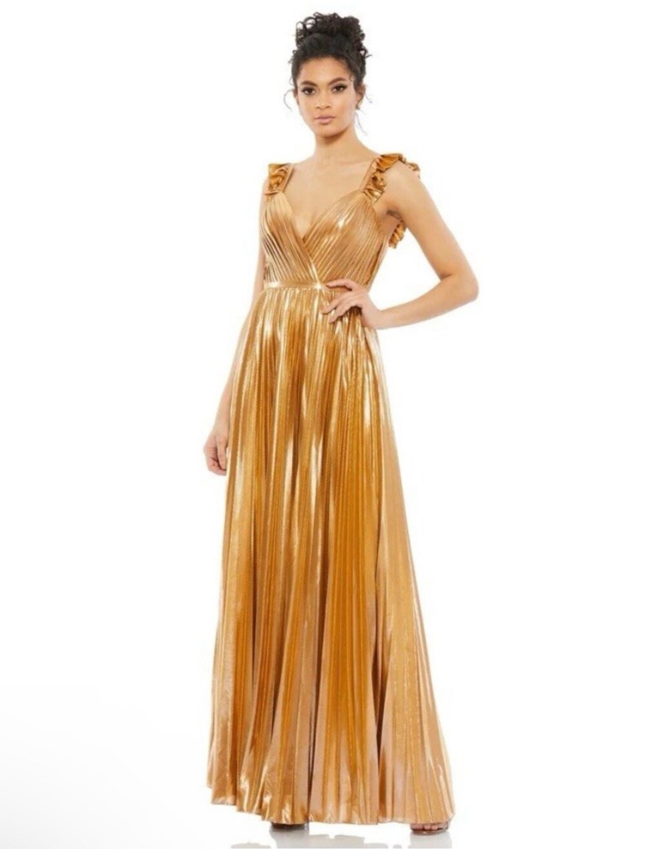 IEENA FOR MAC DUGGAL 26609
NWT
Pleated Ruffled Sleeveless Gown Sz 6 $498