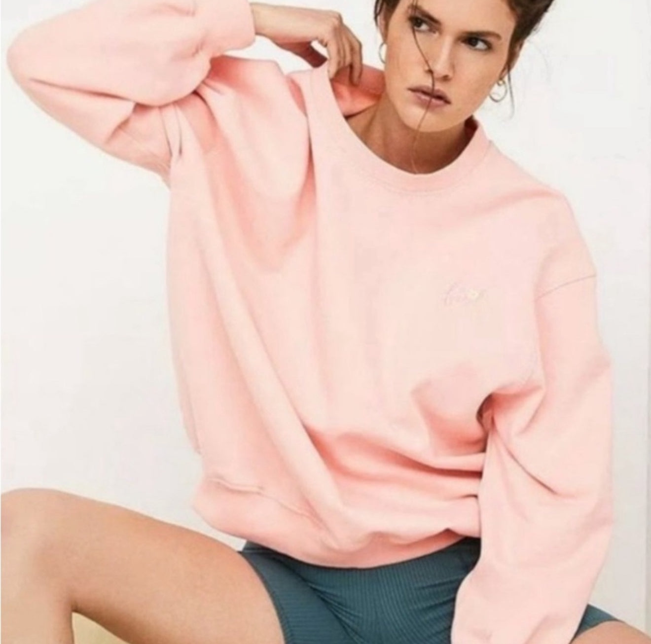 For Love & Lemons Alex Peach Pullover Embroidered Sweatshirt Sz
Medium $100