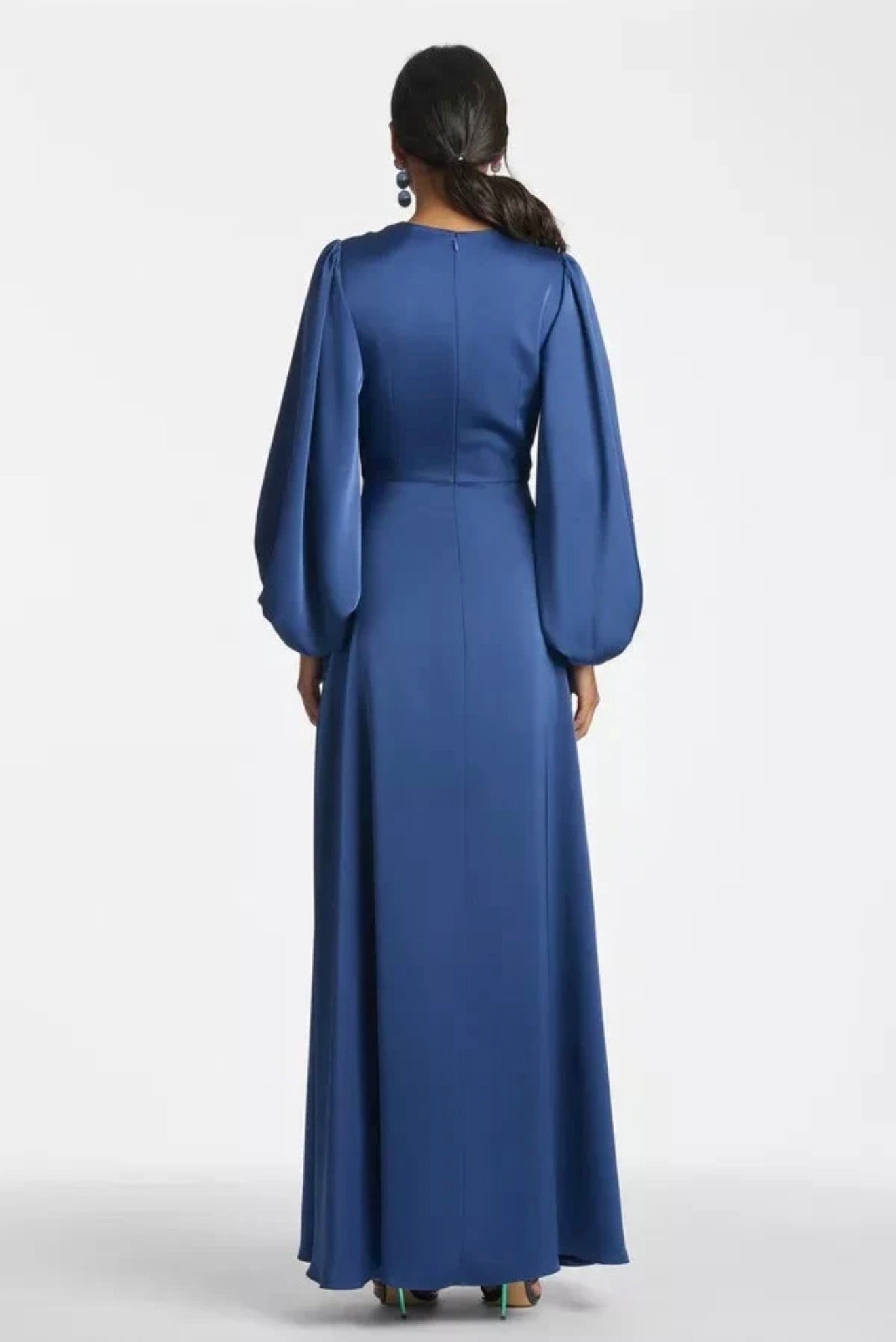 Sachin & Babi Jenny Satin Crepe Gown in Washed Indigo Size 4 $795