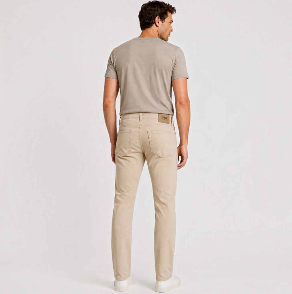 EDWIN Jace Classic Straight Leg
Jeans in Oyster Sz 38