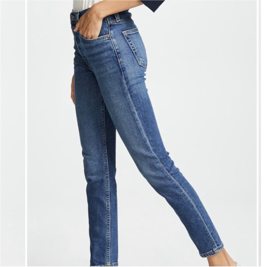 NWT RE/DONE High Rise Comfort
Stretch Ankle Crop Jeans Sz 24