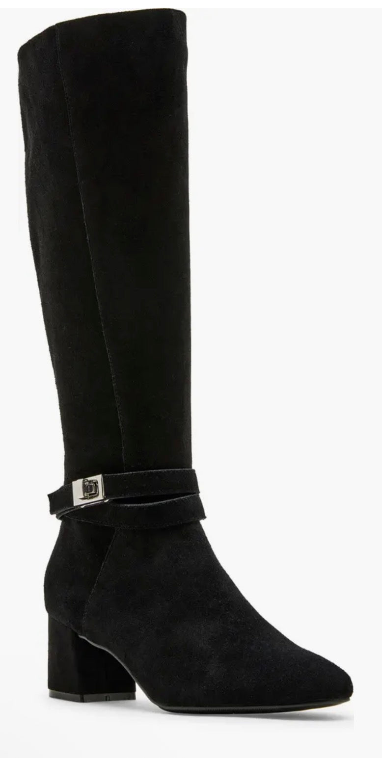 BLONDO Ashley Waterproof Knee
High Boot Black Suede Sz 9
$219.95