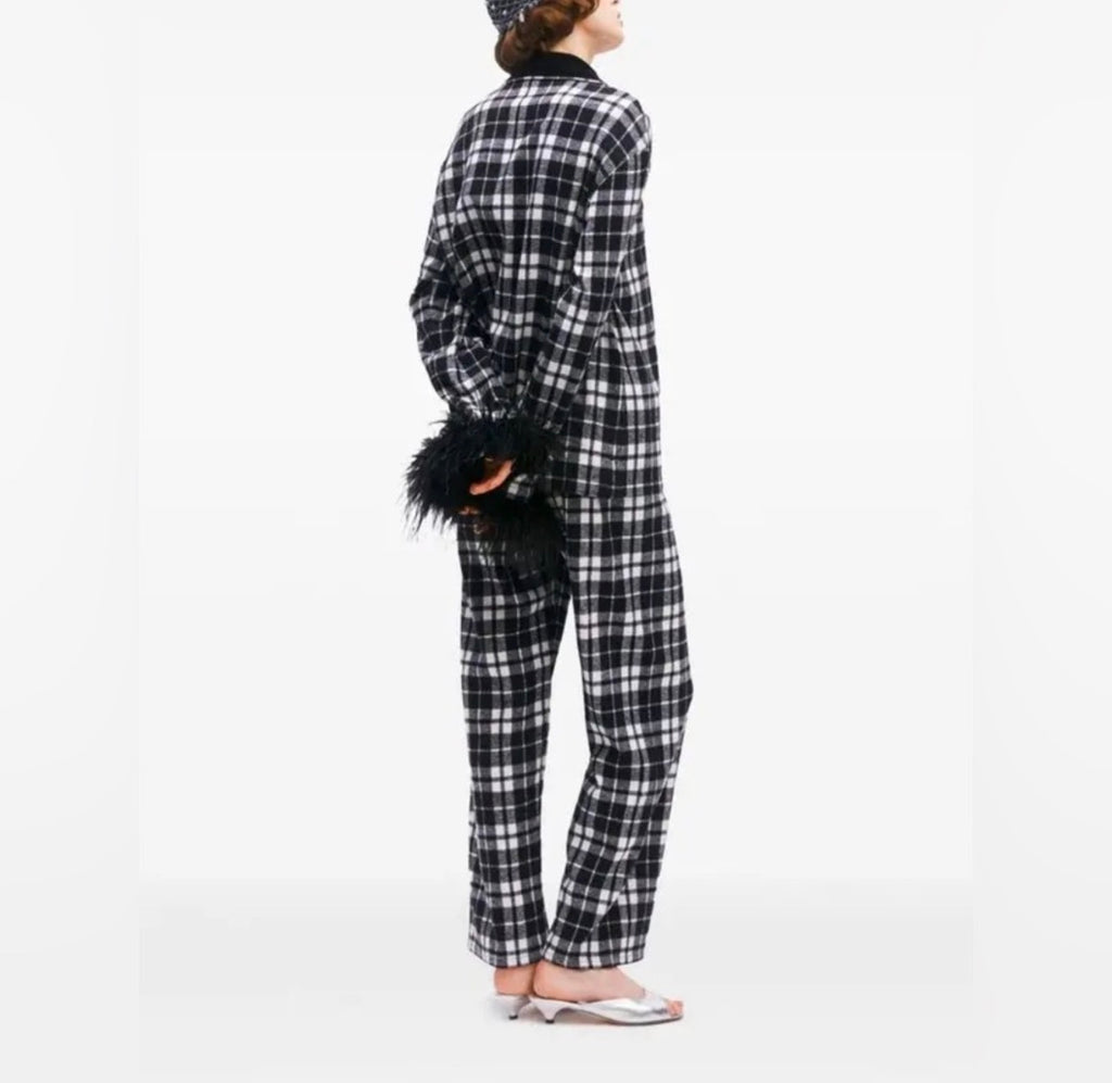SLEEPER
Checked Flannel Pajama Set Black & White sz Small 
$420