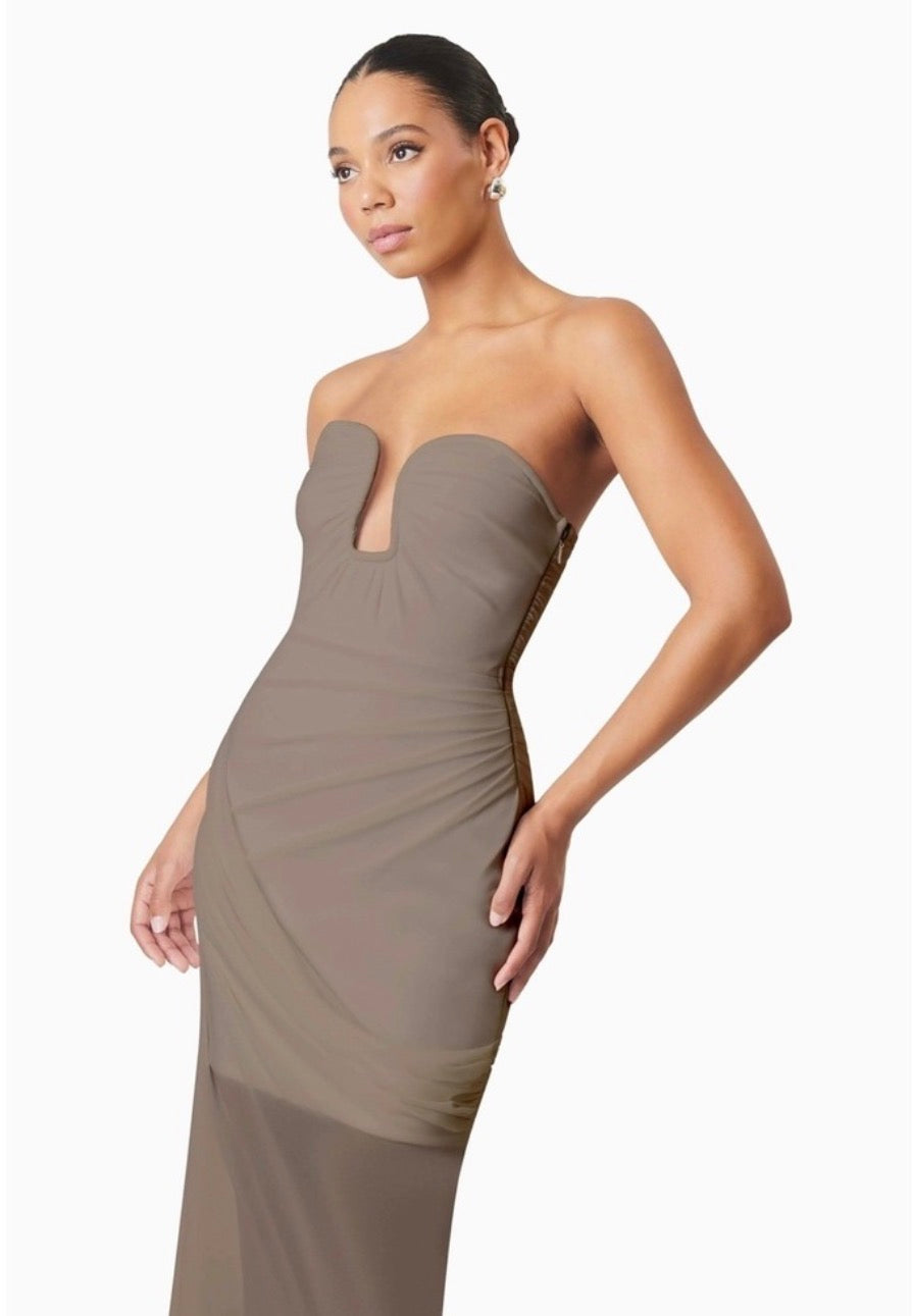 Elliatt Phoebe Strapless Midi Dress
Sz Small $275