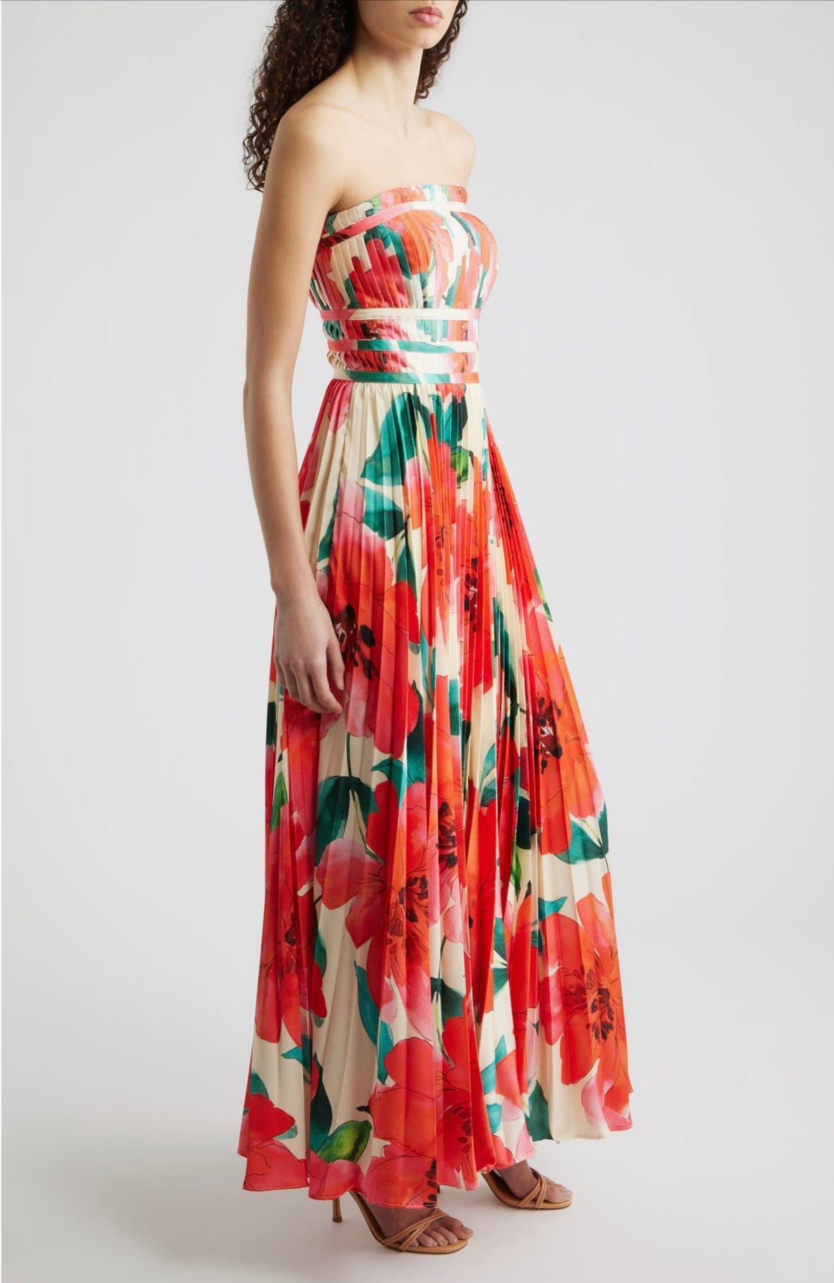 Hutch Sabina Floral Tiered
Plissé Gown Sz 2 $398