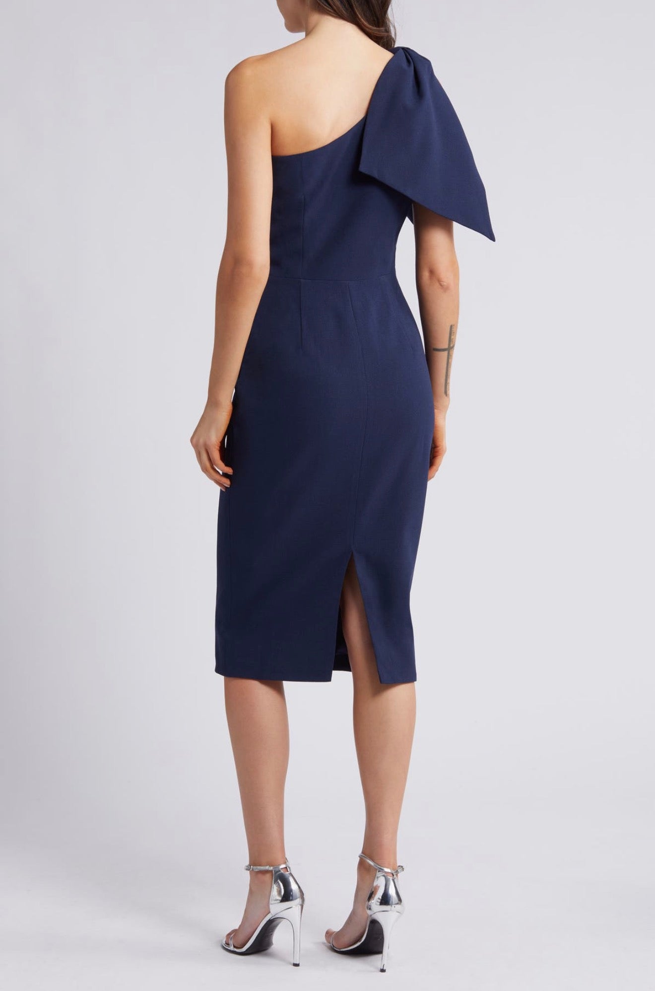 Dress the Population Tiffany One-Shoulder Midi Dress in Midnight Sz Medium $148