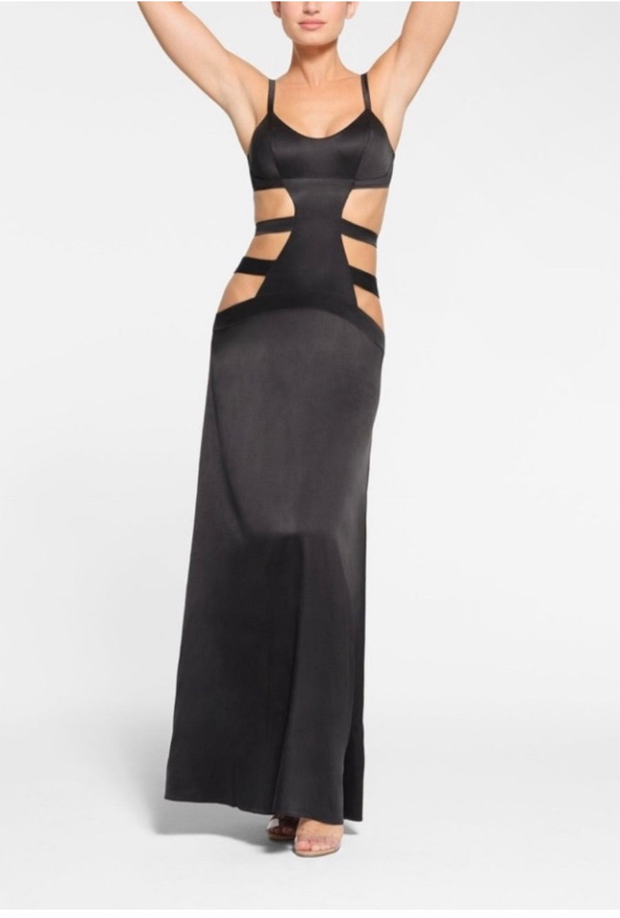 SKIMS Sand Washed Silk
Strappy Cut Out Slip Dress Back Sz
Large $148