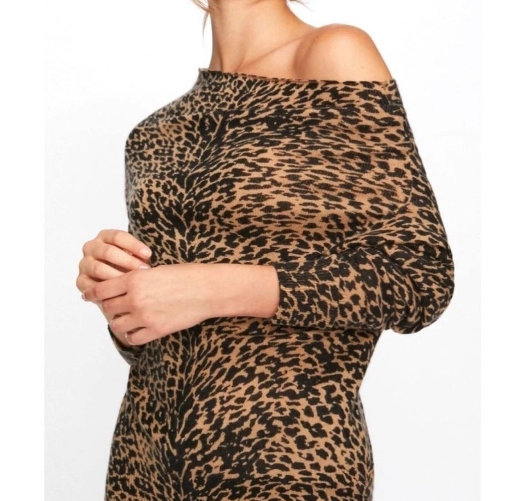 BROCHU WALKER Cashmere Off Shoulder Animal Print Sweater Sz XS
$498