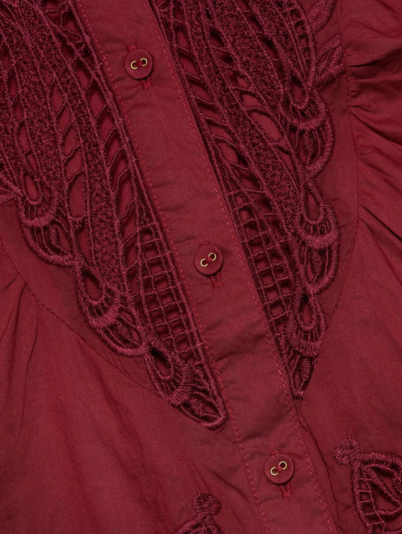 FARM Rio Guipure Lace Cotton
Button-Up Shirt in Burgundy size Large $330