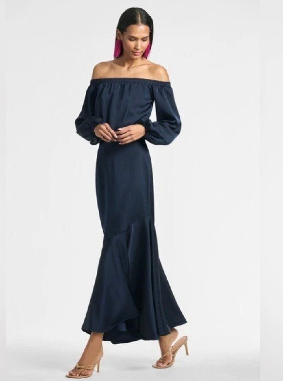 Sachin & Babi Kai Satin Crepe Off Shoulder Dress in Midnight Blue Sz 2 $450