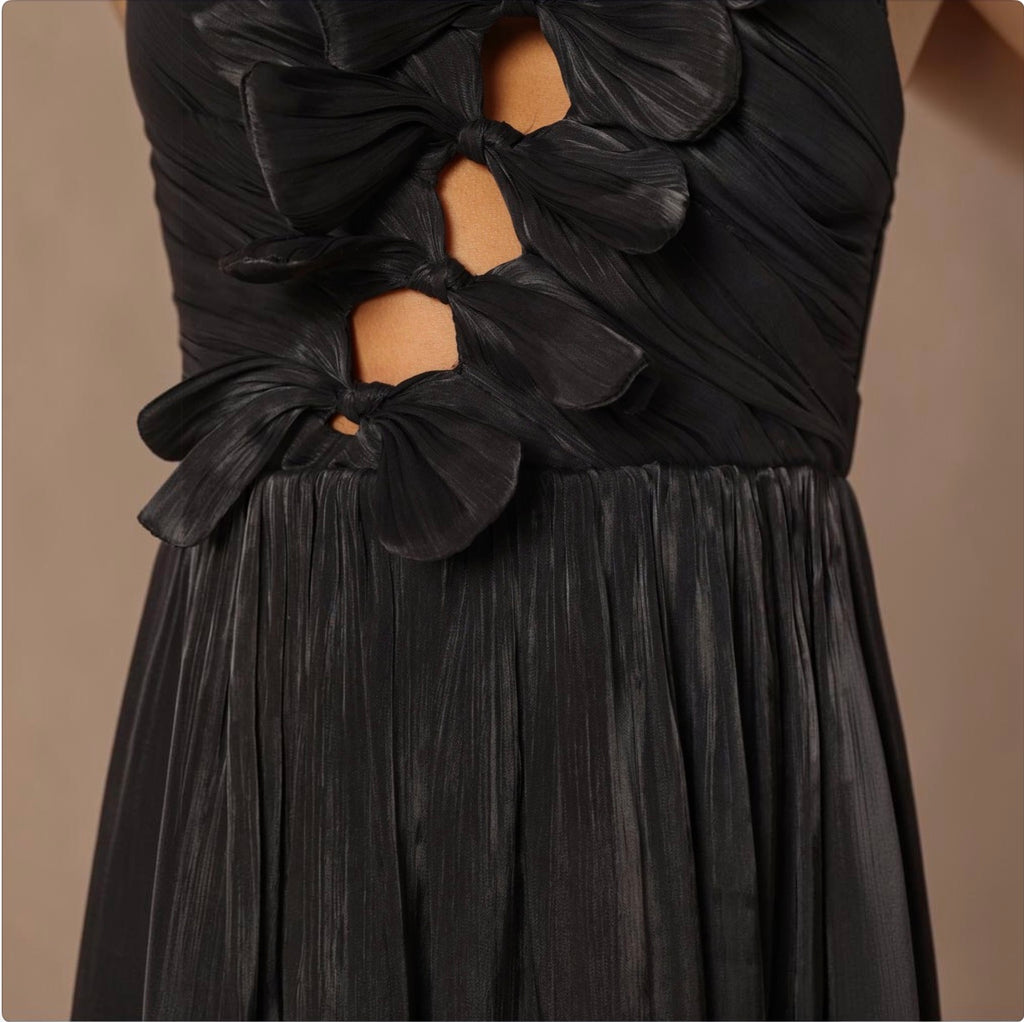 Petal & Pup Mila Strapless Midi Dress Black Size Medium