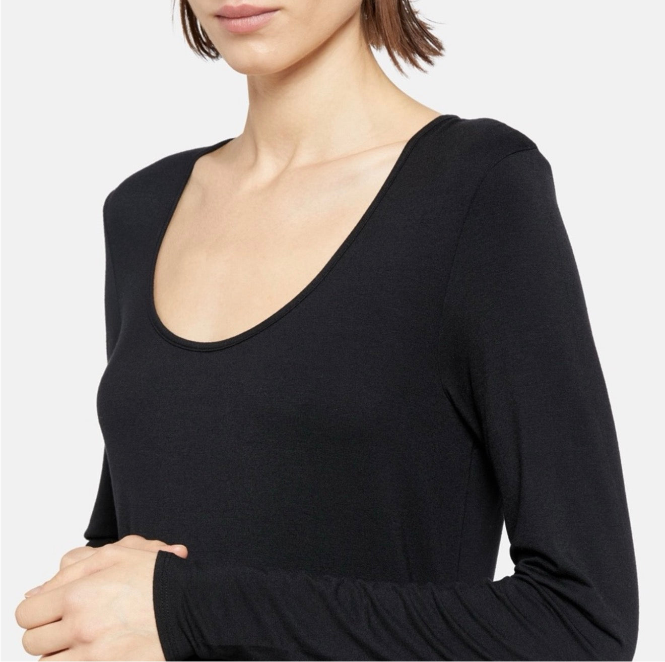 Vince Long Sleeve Scoop
Neck Black Midi Dress Black Sz Large $225