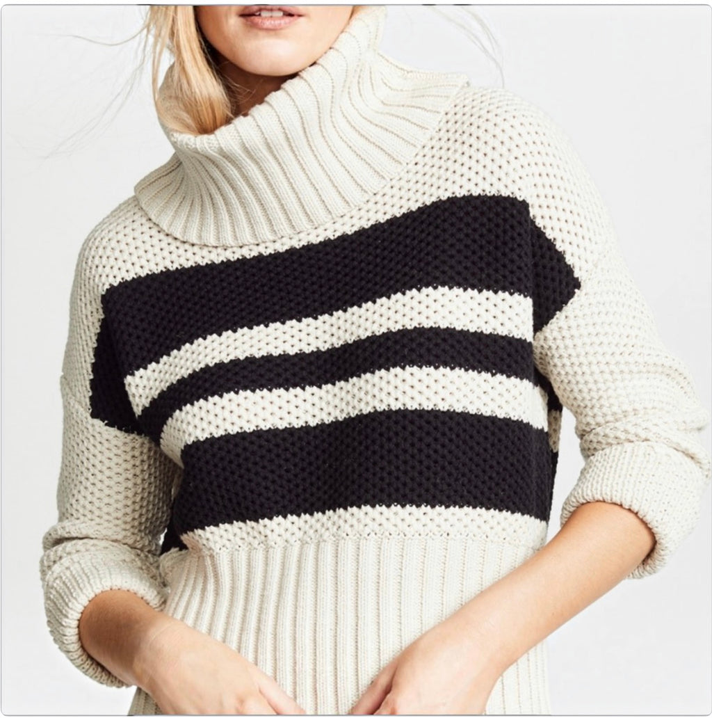 Chaser Cream Black Striped Cowl Neck Knit Sweater Size Medium