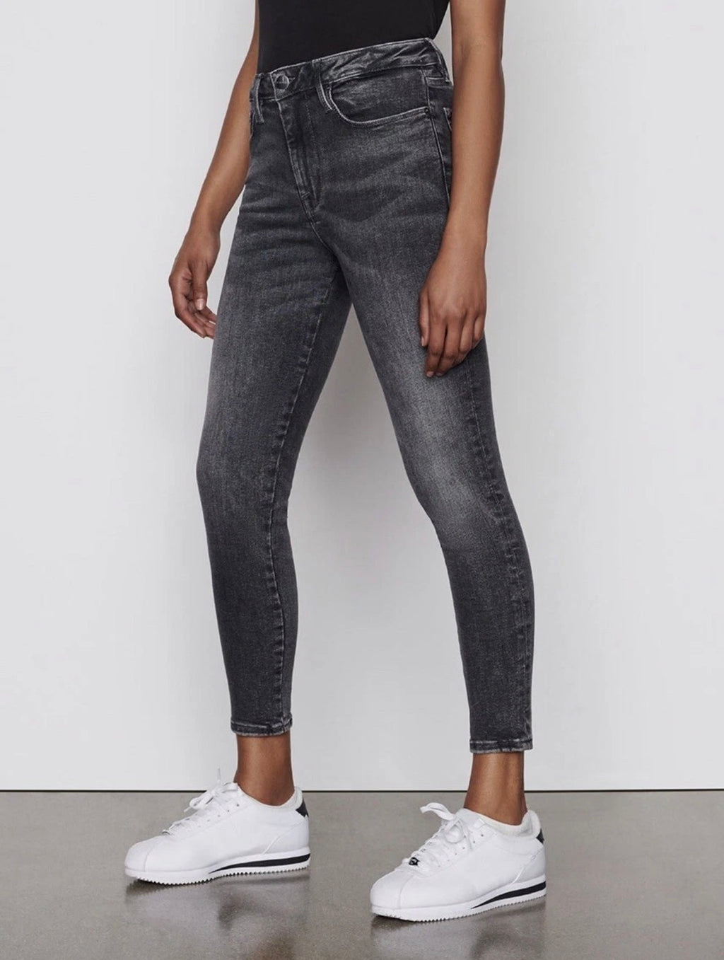 FRAME Le One Skinny Crop Gray Acid Wash Sz 2