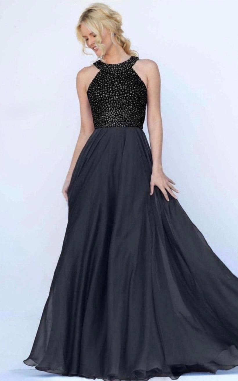 Sherri Hill 50615 Beaded
Bodice Chiffon Gown In Black Sz 2 
$450