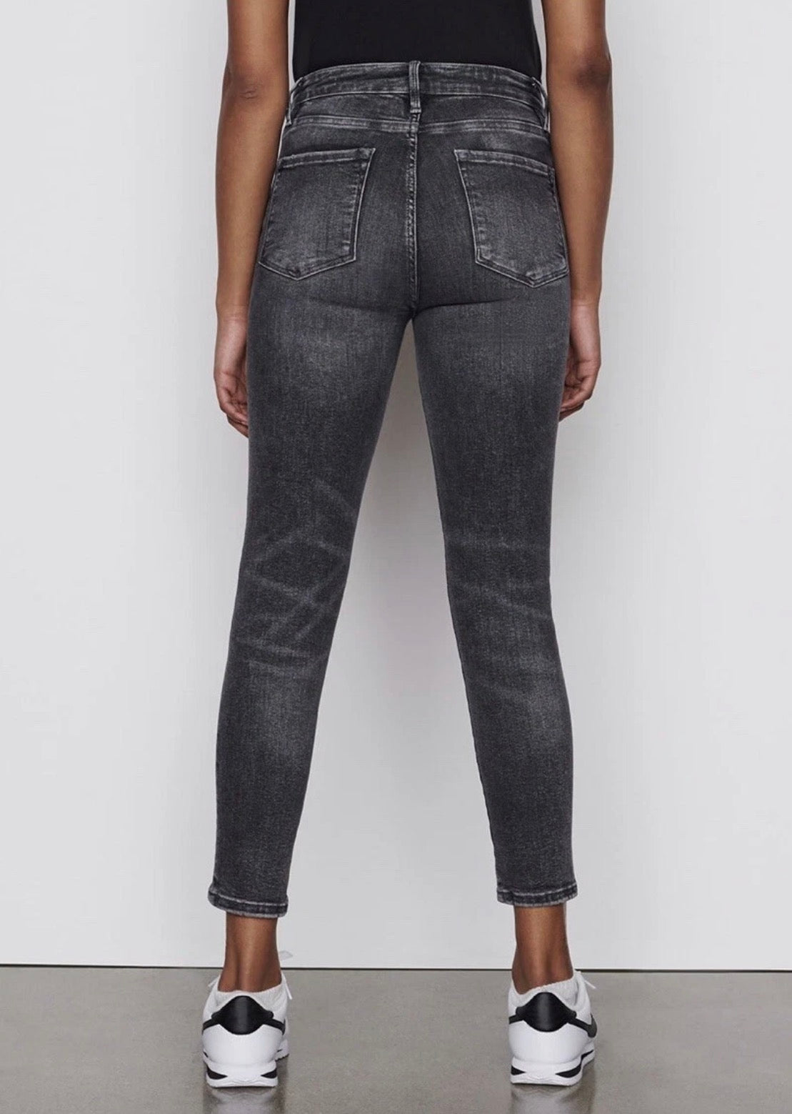 FRAME Le One Skinny Crop Gray Acid Wash Sz 2