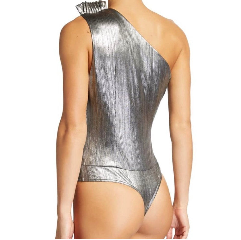 RETROFÉTE Cassie Lamé
One Shoulder Gunmental
Bodysuit / Top Small $395