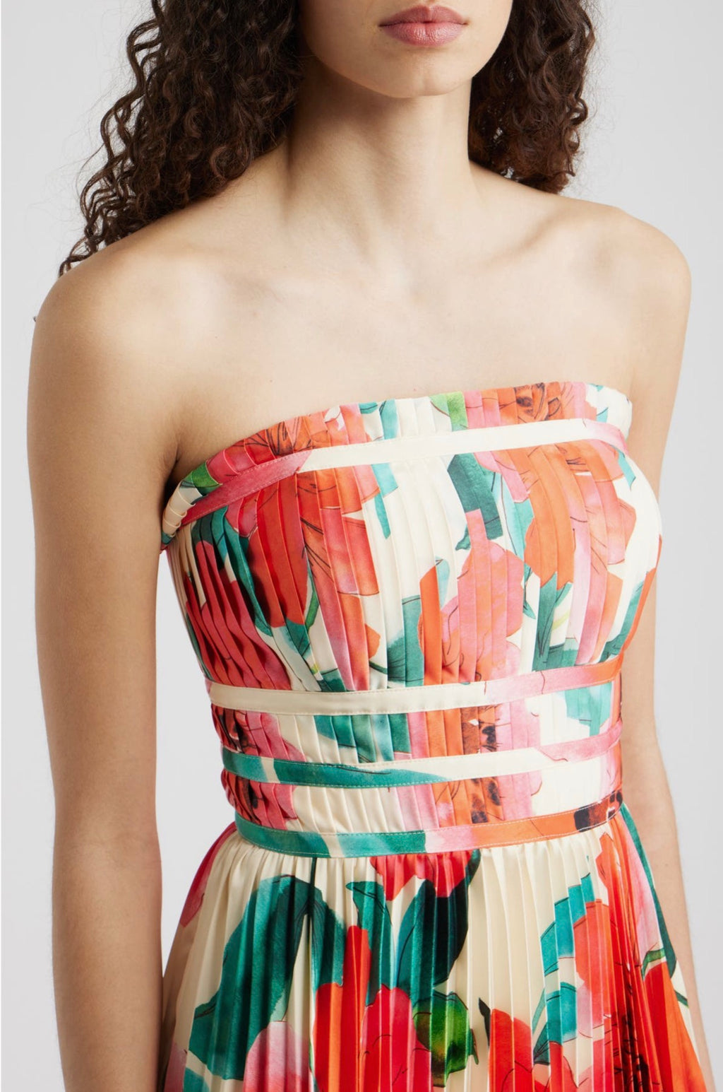 Hutch Sabina Floral Tiered
Plissé Gown Sz 2 $398