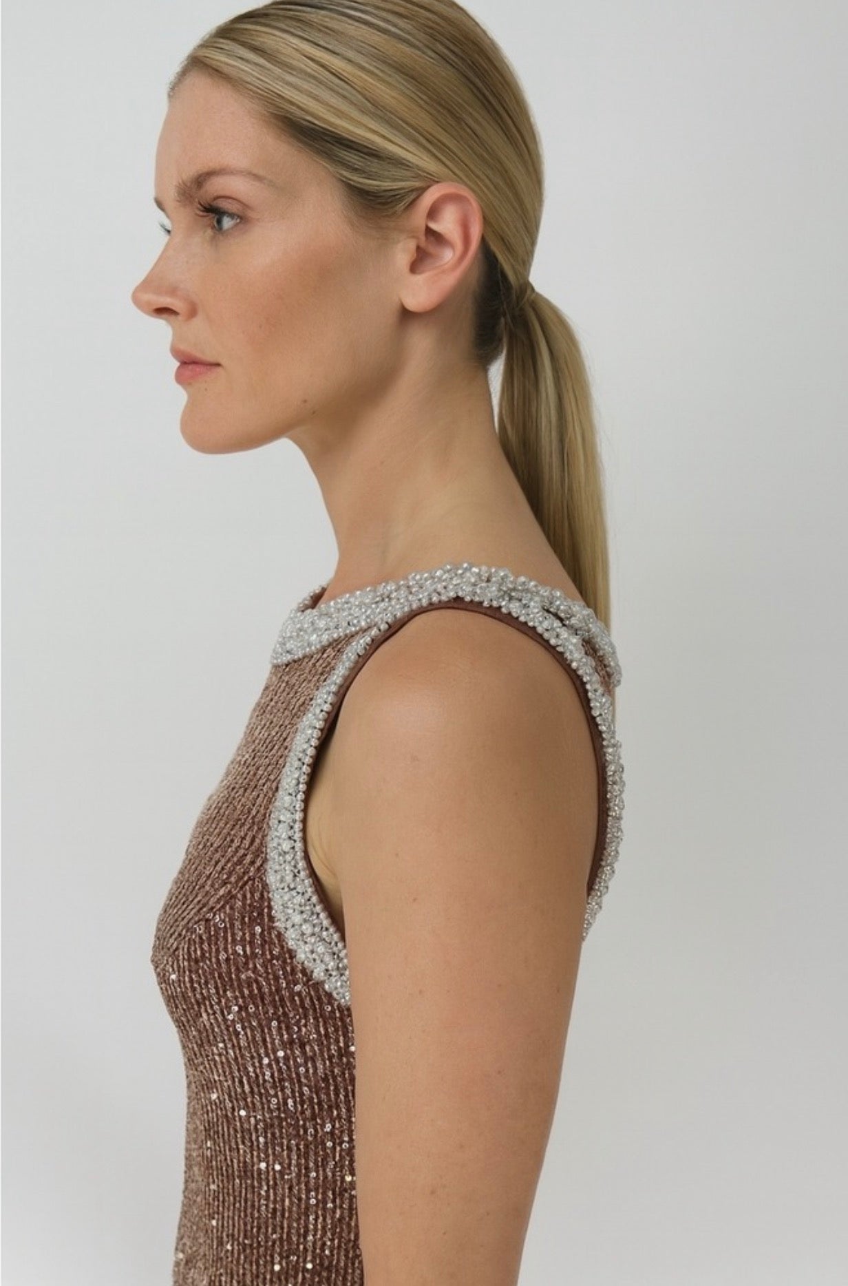 leena Mac Duggal 56212
Sequin Beaded Trim Sleeveless
Dress Rose Gold sz 2 $398