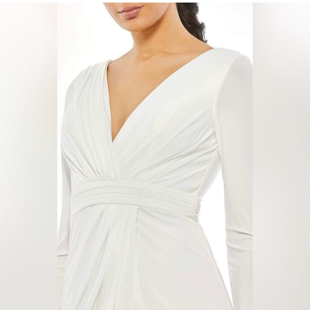 leena by Mac Duggal Long Sleeves V-neck Long Side Split Gown  White sz 0 $398 26554