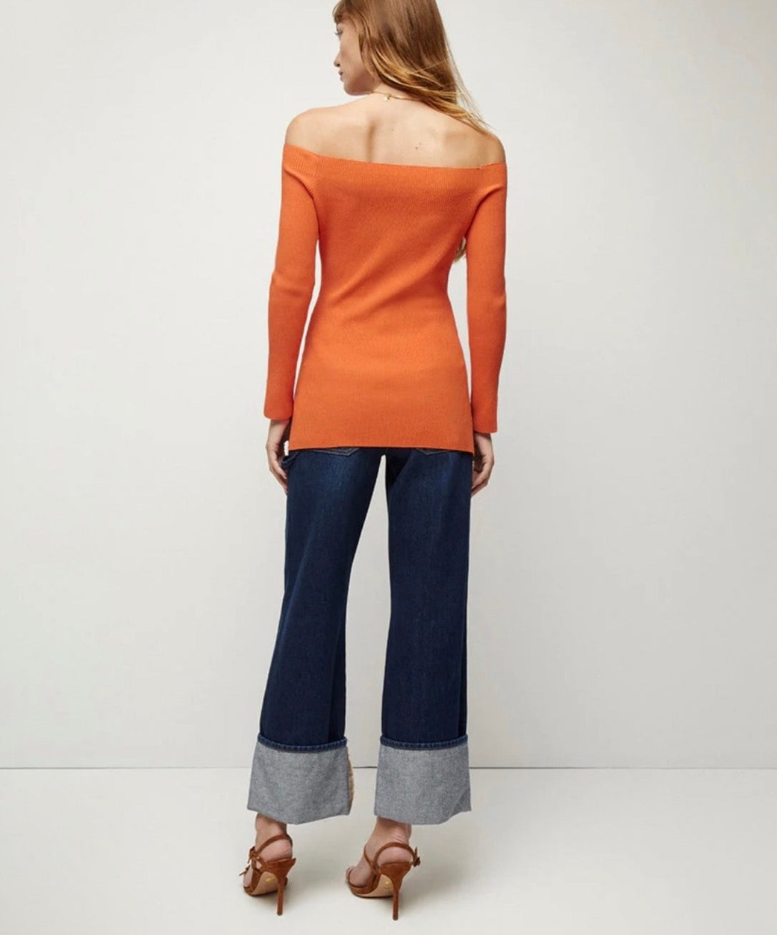 Veronica Beard Derick RibbedOff-Shoulder Pullover Deep Orange XS
$378