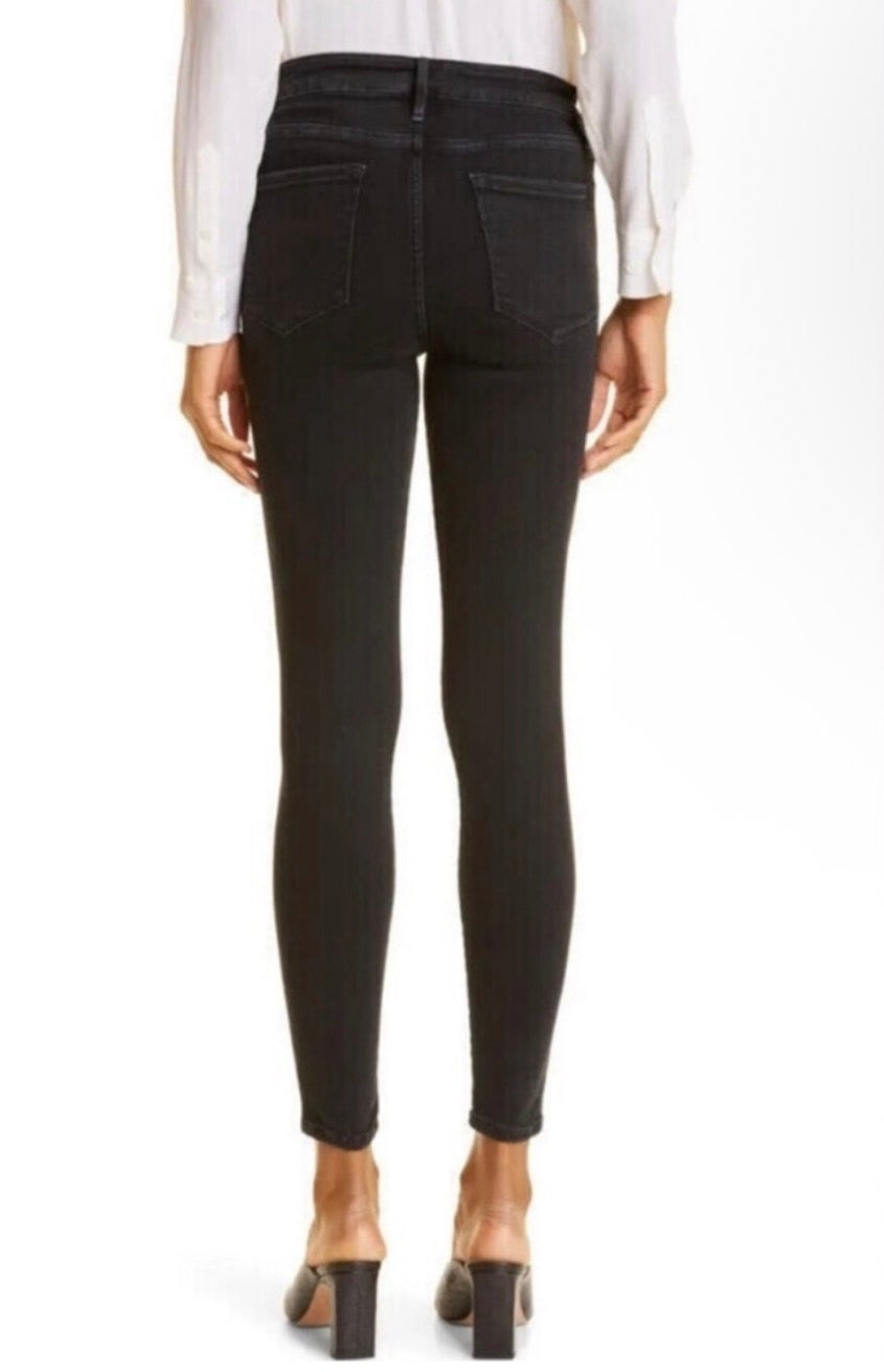 FRAME Women's Le One Skinny
Jeans Black Size 1 fits size 25-28