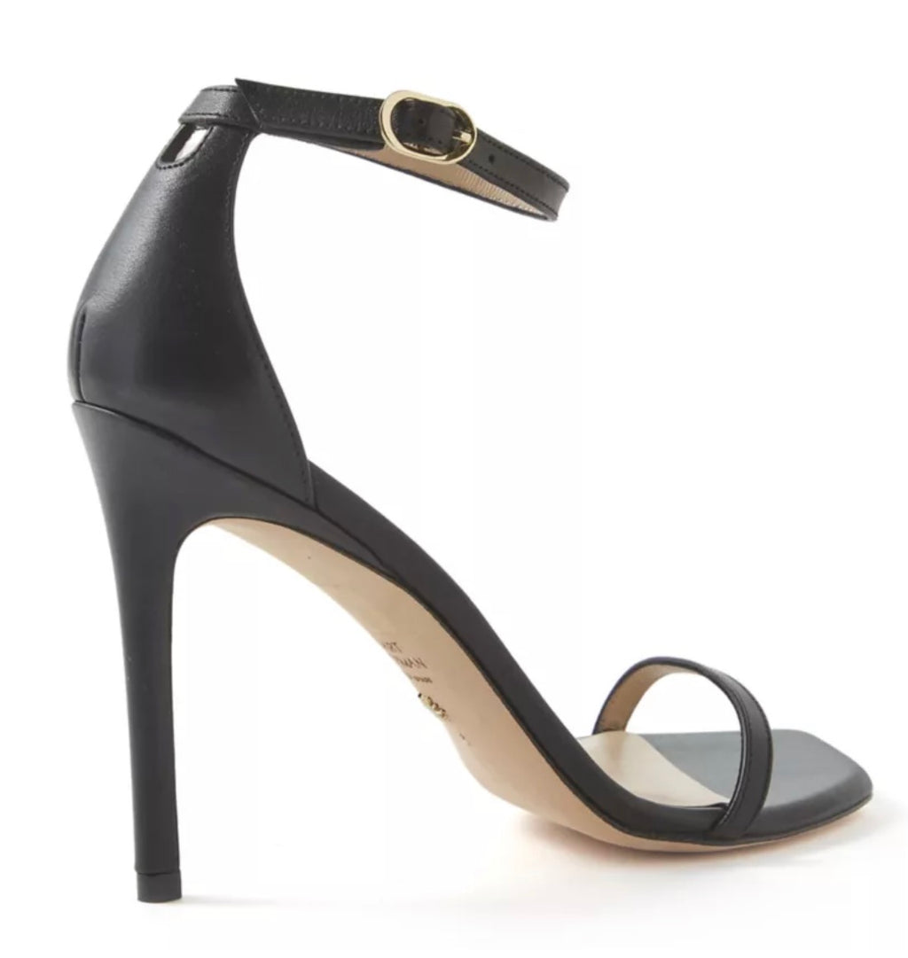 Stuart Weitzman
Nudistcurve 100 Sandals Black Sz 10 $475