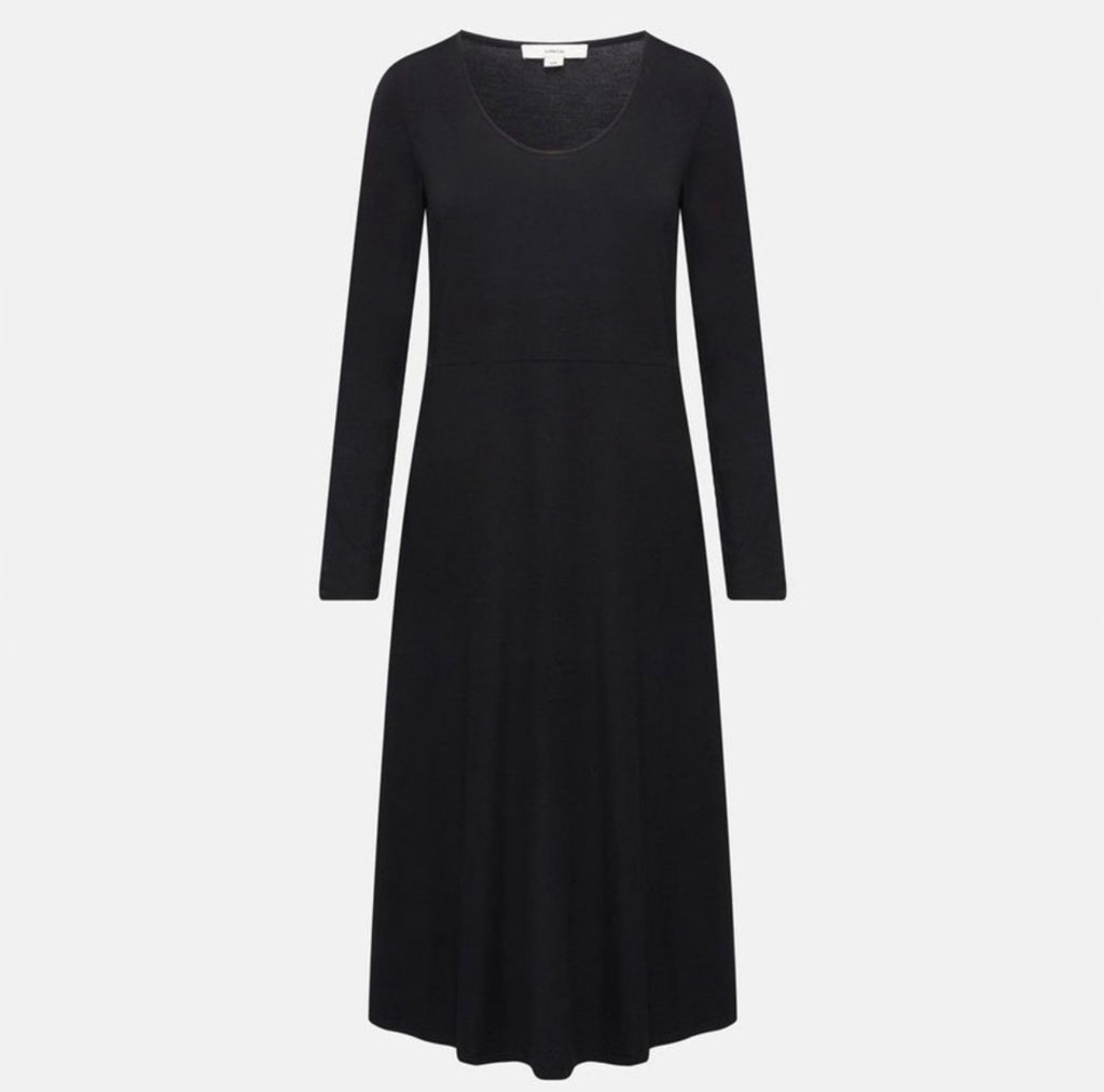 Vince Long Sleeve Scoop
Neck Black Midi Dress Black Sz Large $225