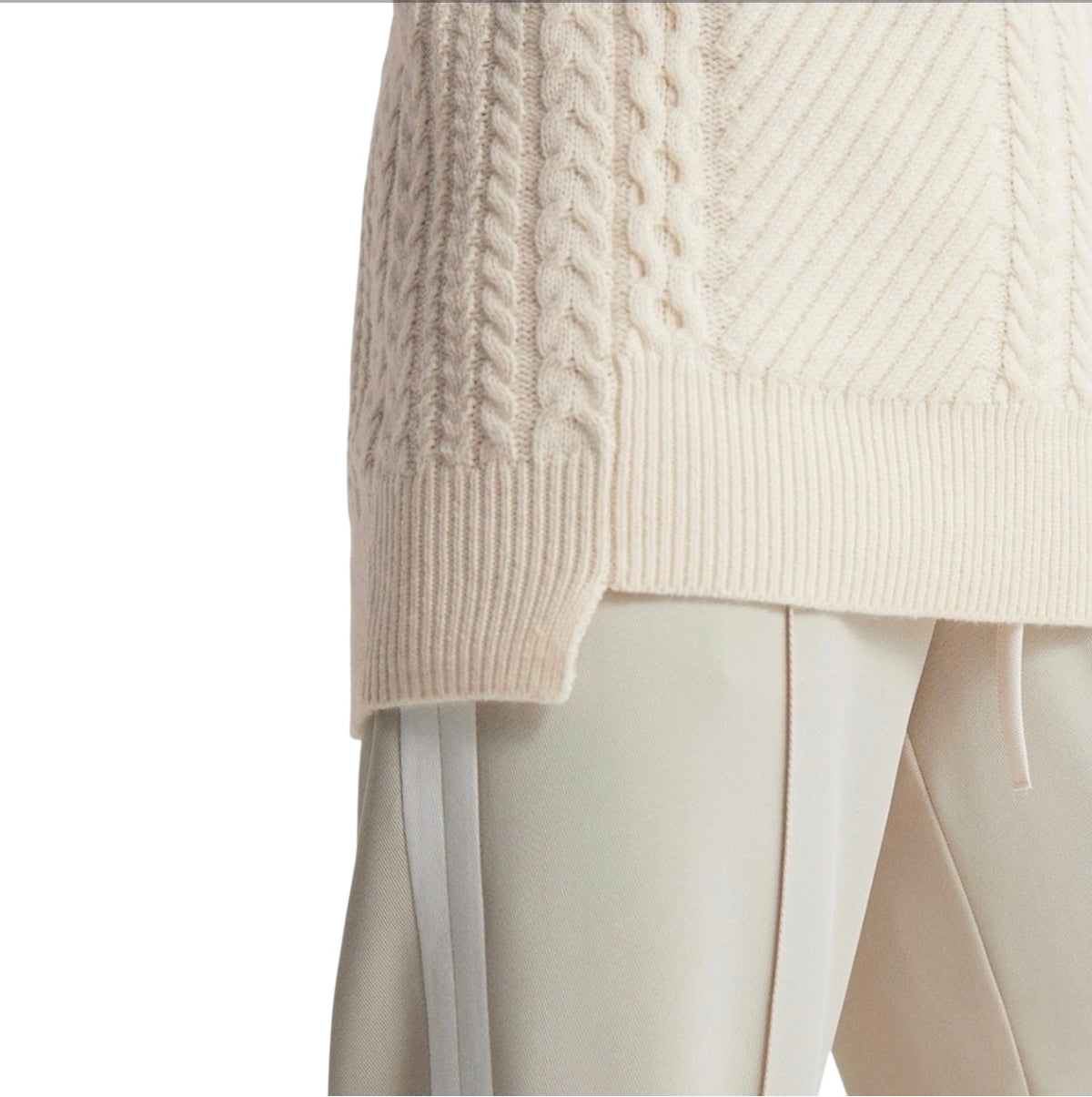 REISS Martha Roll Neck Cable Knit
Sweater in Cream Sz XS