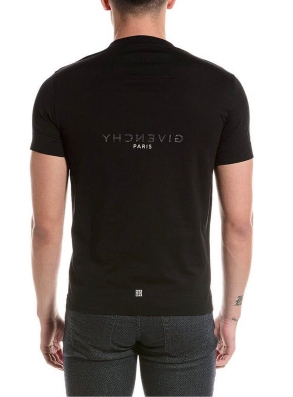 Givenchy Men's Slim Fit Logo T-
Shirt Black $480