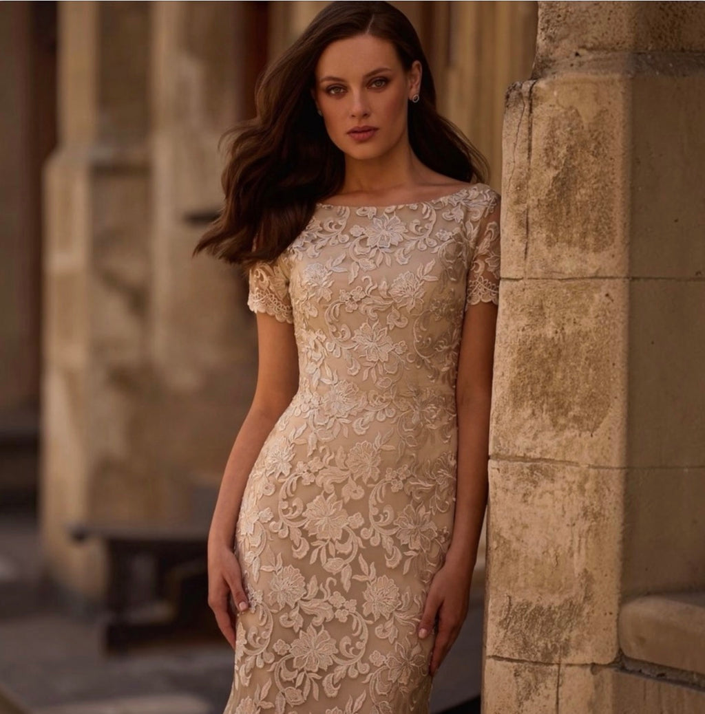 La Femme 29161 Lace Evening Dress Champagne Size 10