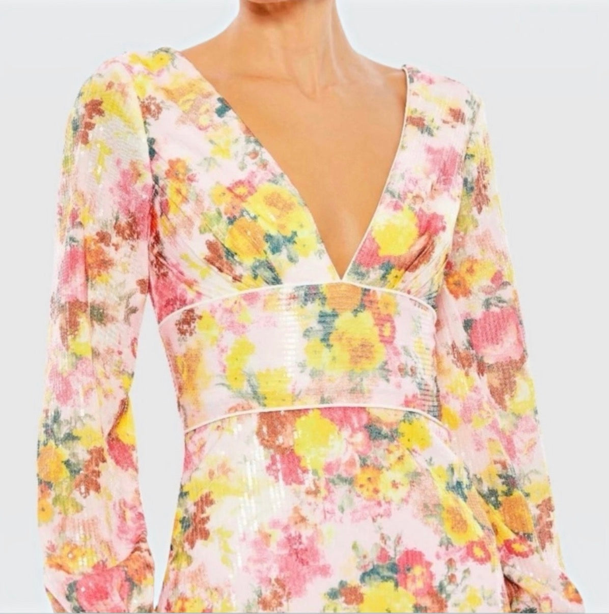 Mac Duggal Ieena Sequin Floral V-Neck Long Sleeve Mini Dress Style 55798 Size 10