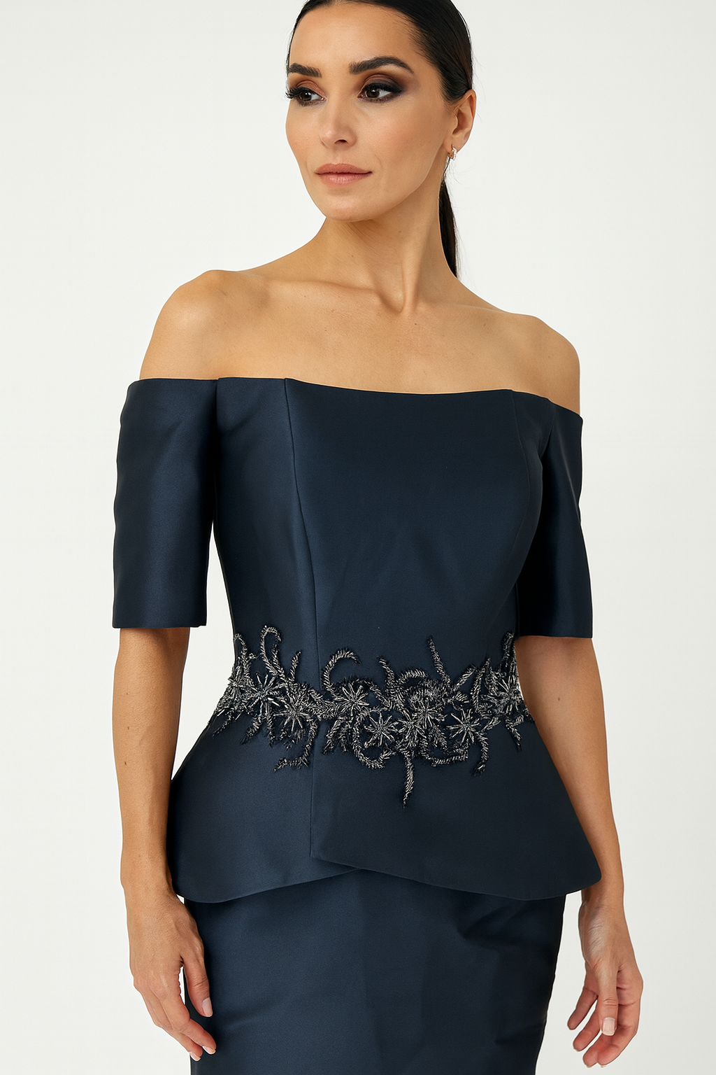 Park 108 Off-Shoulder
Embellished Peplum Mermaid
Gown M202 in Navy Size 4 $675
