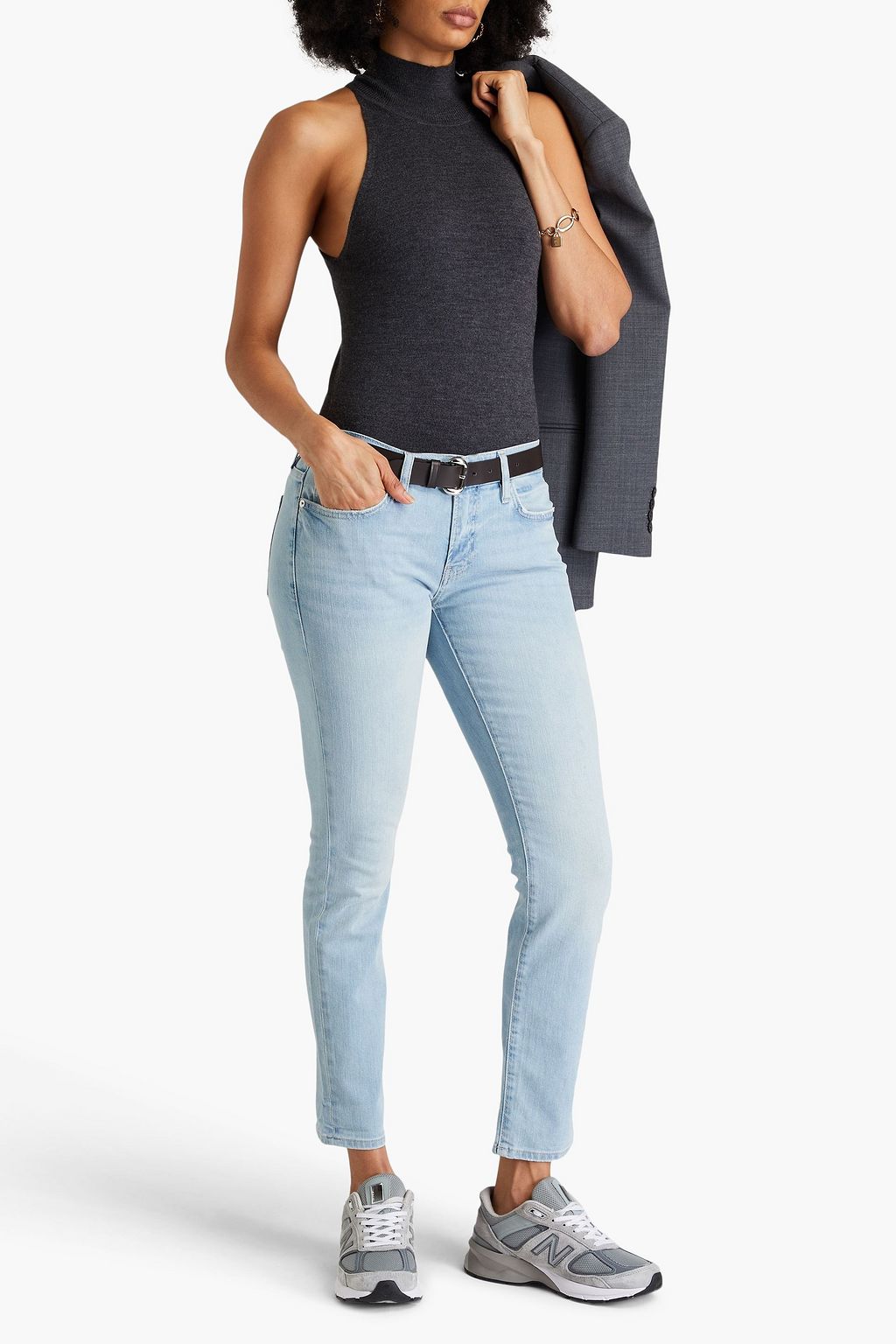 FRAME
Le Garcon mid-rise straight leg boyfriend jeans Finn Sz 26 $238