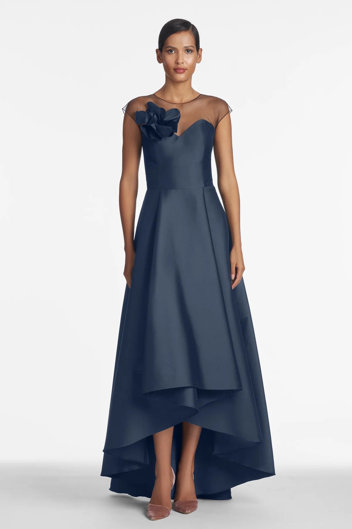 Sachin & Babi Blakely Gown Navy Hi-Lo Floral Detail Size 14 $795