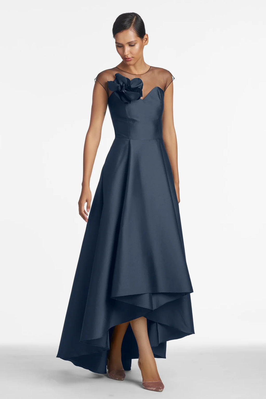 Sachin & Babi Blakely Gown Navy Hi-Lo Floral Detail Size 14 $795