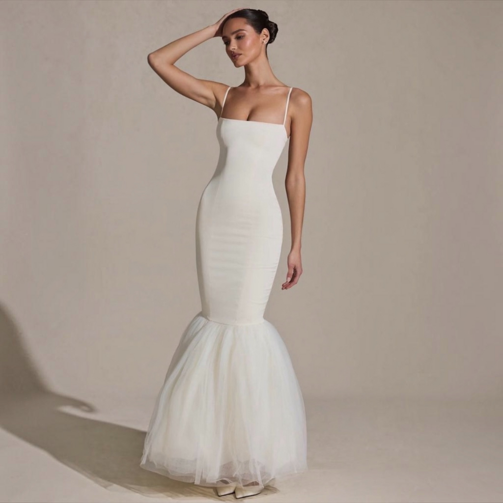Oh Polly Adelpha Tulle Hem
Fishtail Gown Ivory US Size 6