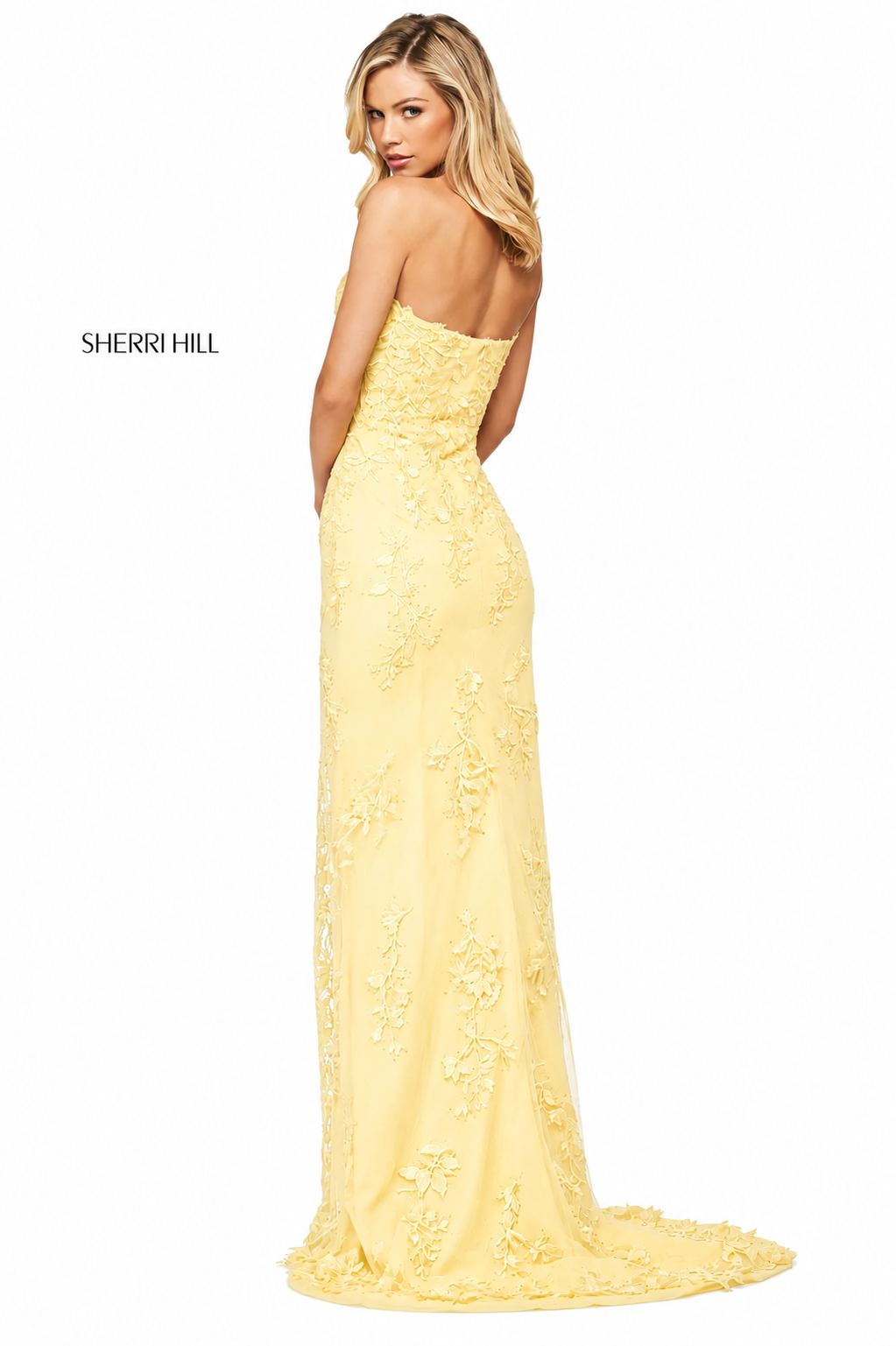 Sherri Hill 53849 Embroidered Lace High-Low Gown
Size 4 | NWT | Yellow | Retail $598